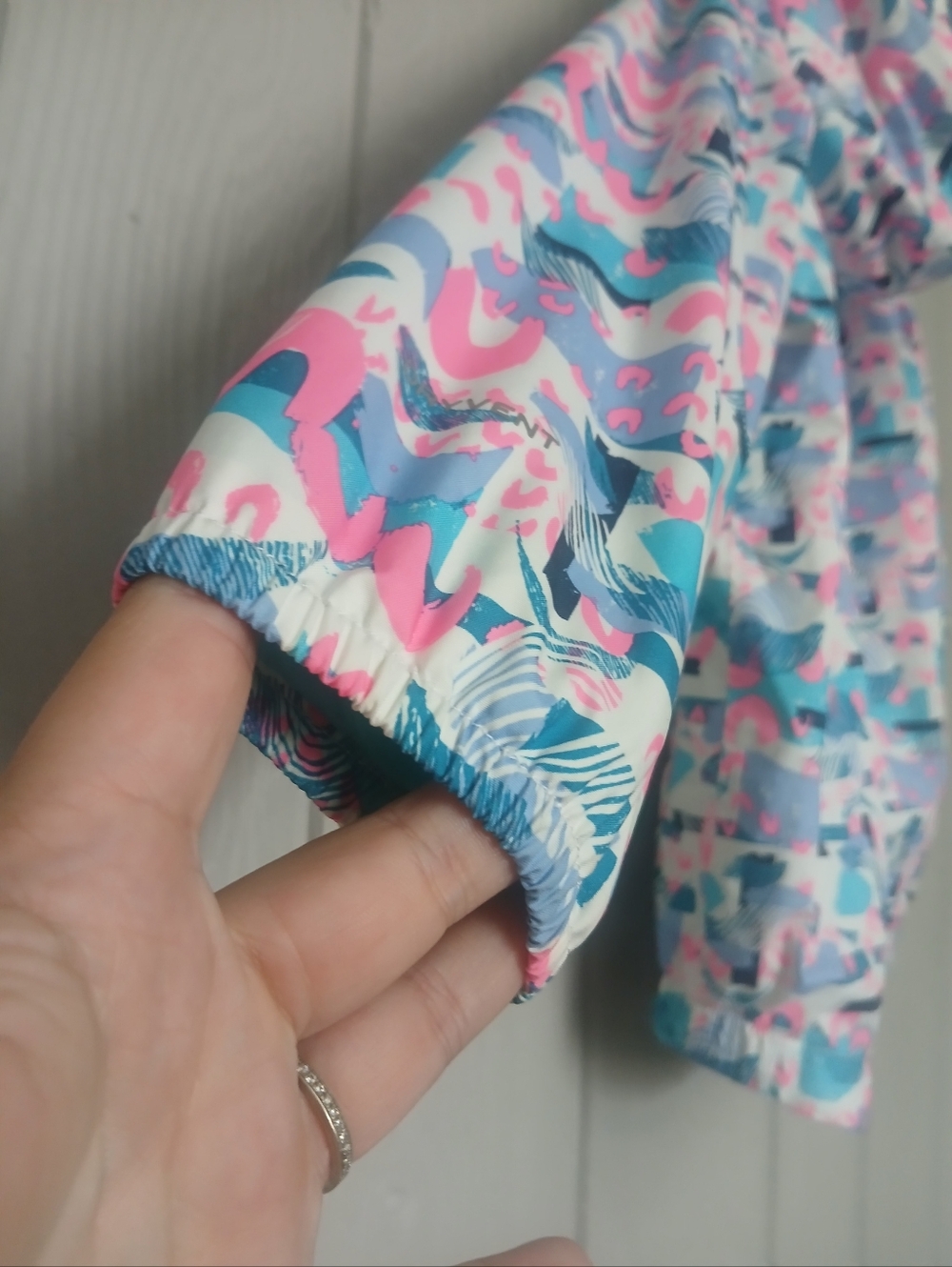 The North Face Girls' Pink & Teal Printed Raincoat - Picture 6 of 10